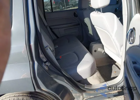 2009 Chevrolet Hhr Lt from USA, damaged, VIN 3GNCA23BX9S606227